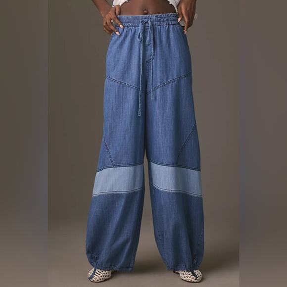 NWT Anthropologie Pilcro Pieced Pull On Jogger Jeans Size XS - Picture 3 of 4